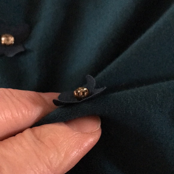 Lands’ end top in teal with rhinestone flowers - Picture 5 of 6